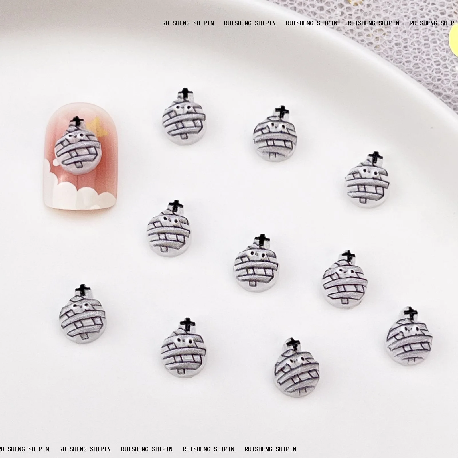 50pcs Resin Mini Colorful Hall - Art Craft Hat 评论和价格