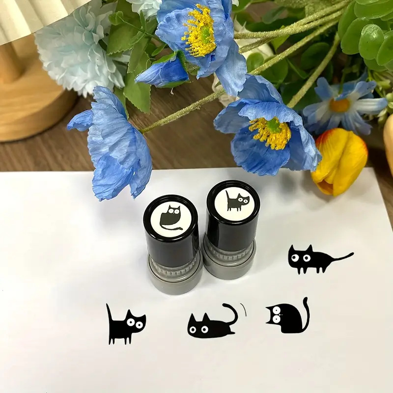 Adorable Tilted Neck Black Cat - Art Craft Journal 评论和价格